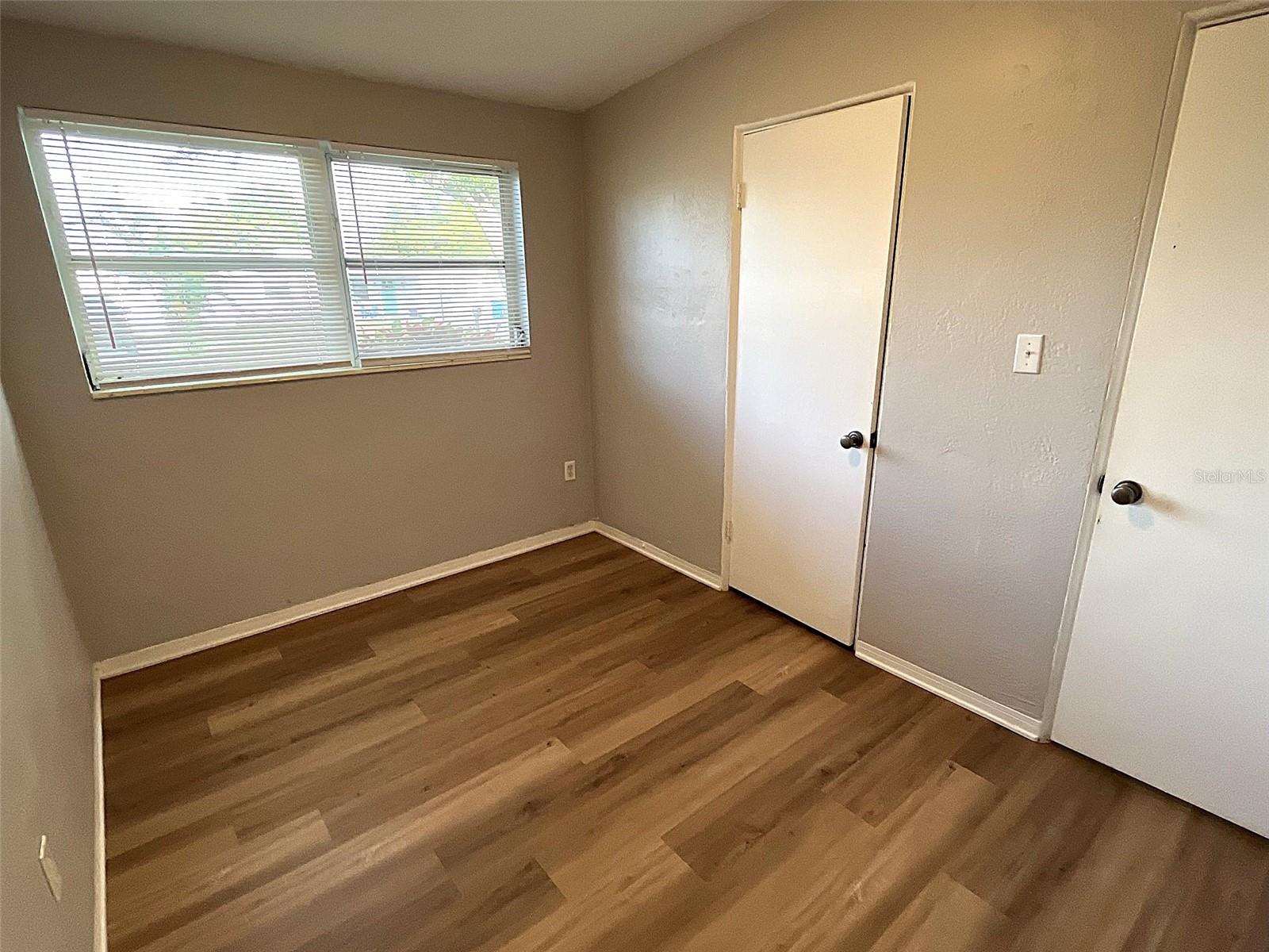 SEMINOLE LAKE VILLAGE 2ND ADD - Residential