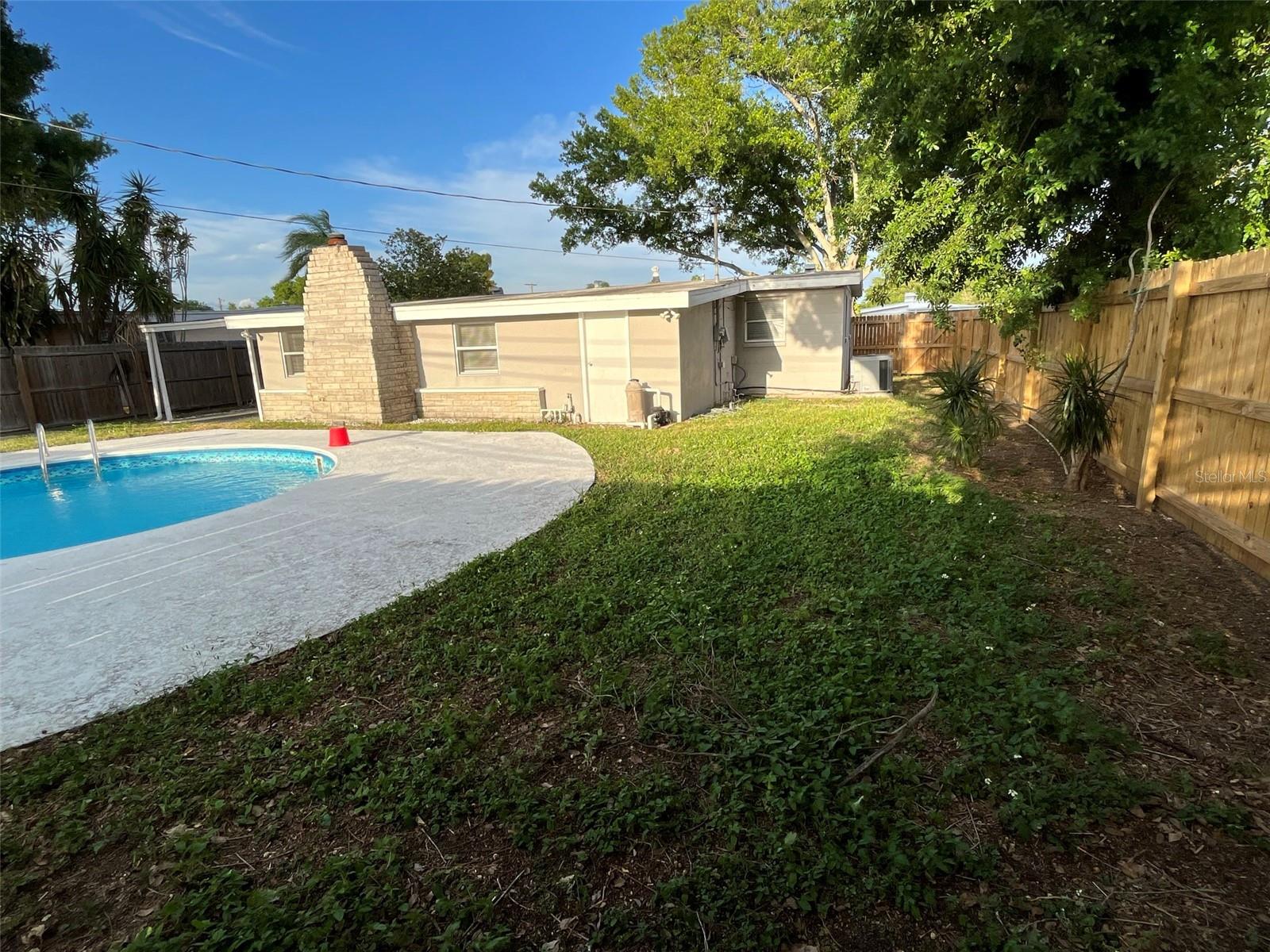 9596 GROVELAND STREET