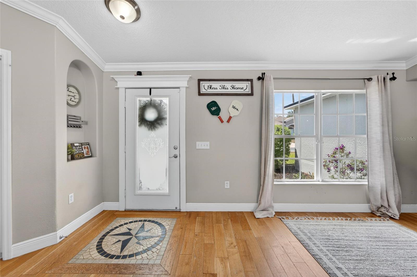 INDIAN LAKES - Residential