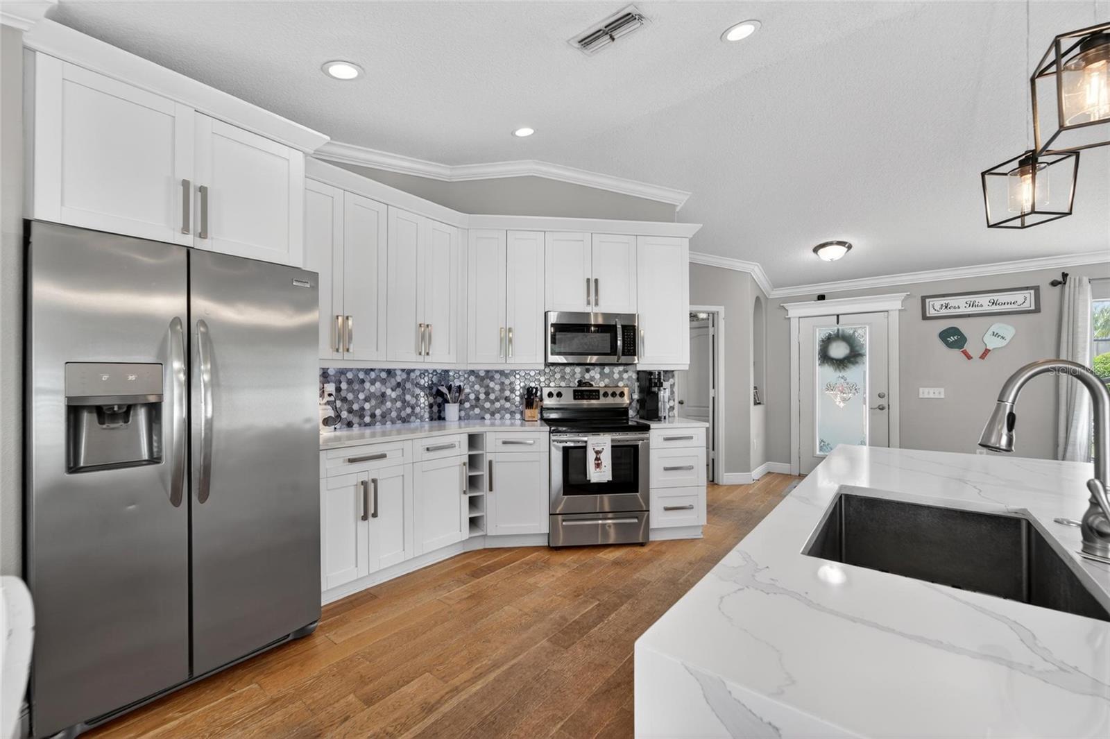 INDIAN LAKES - Residential