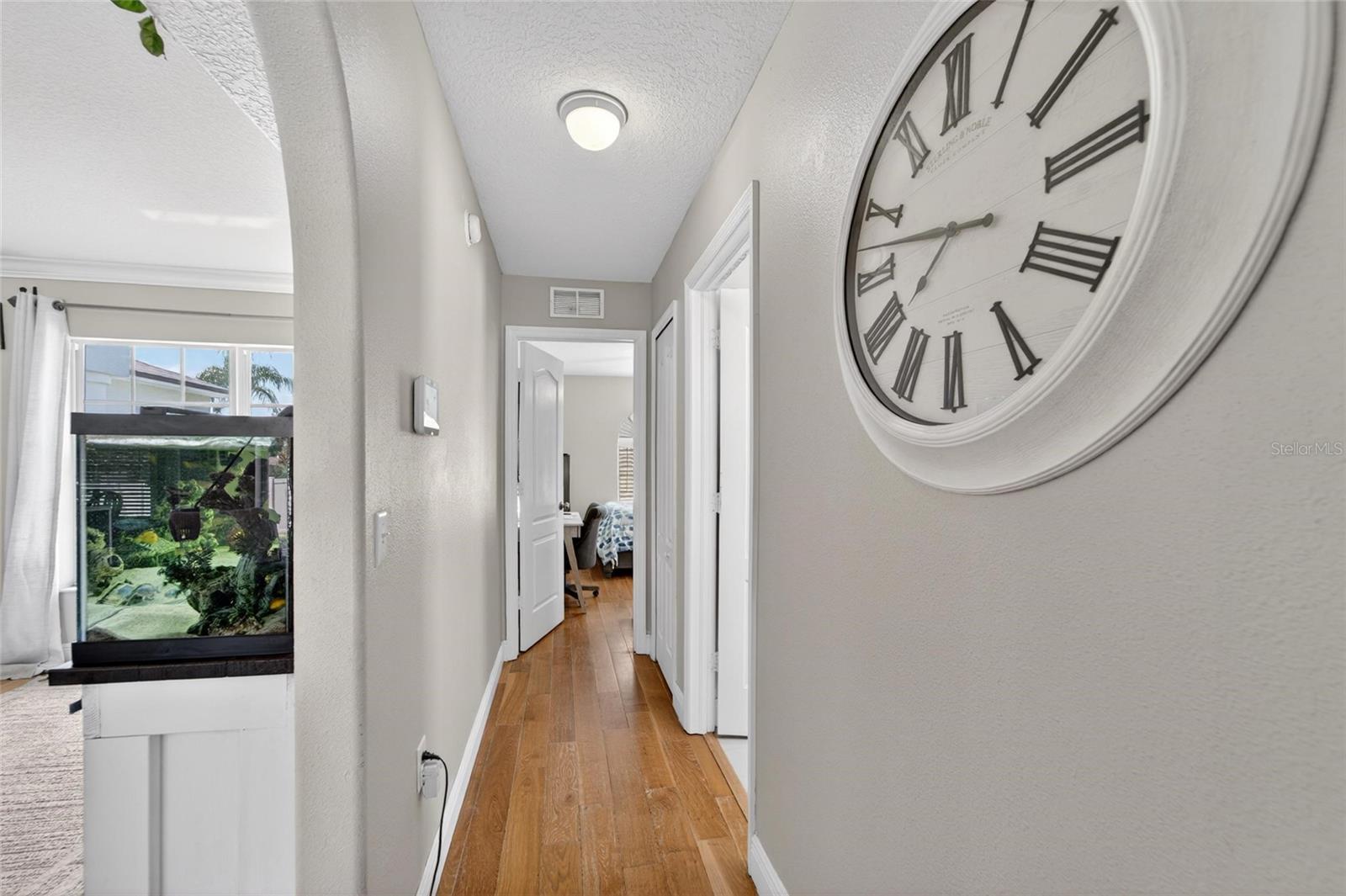 INDIAN LAKES - Residential