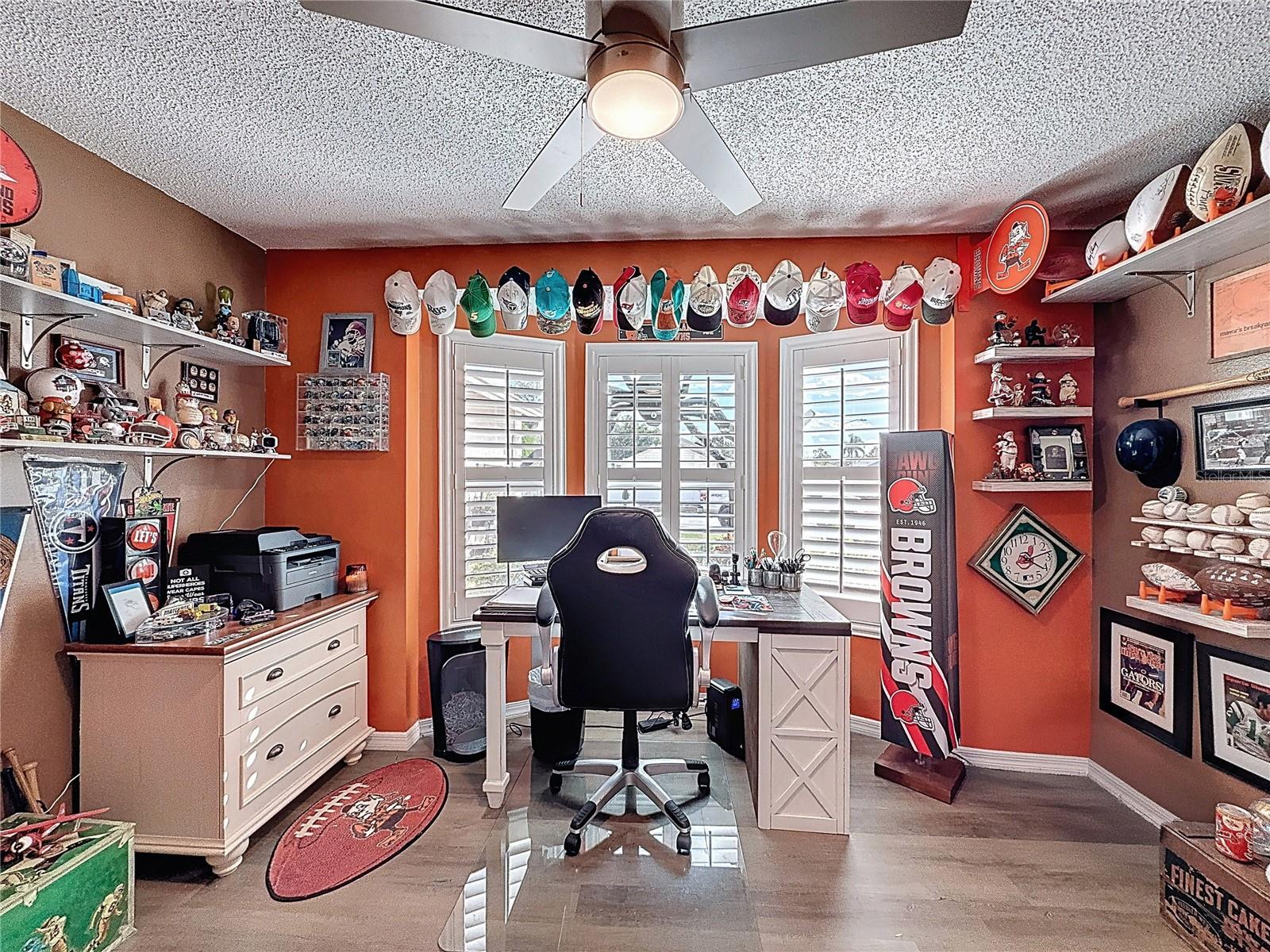 ORCHID LAKE WEST - Residential