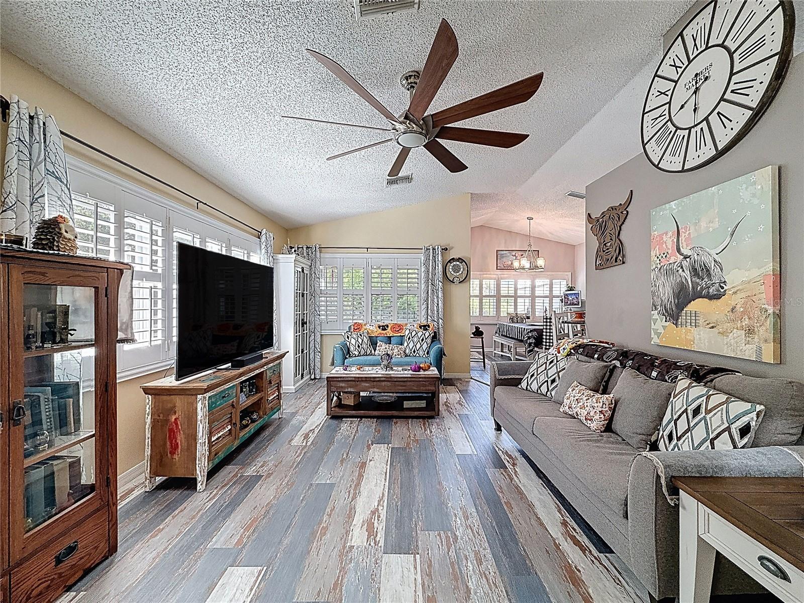 ORCHID LAKE WEST - Residential