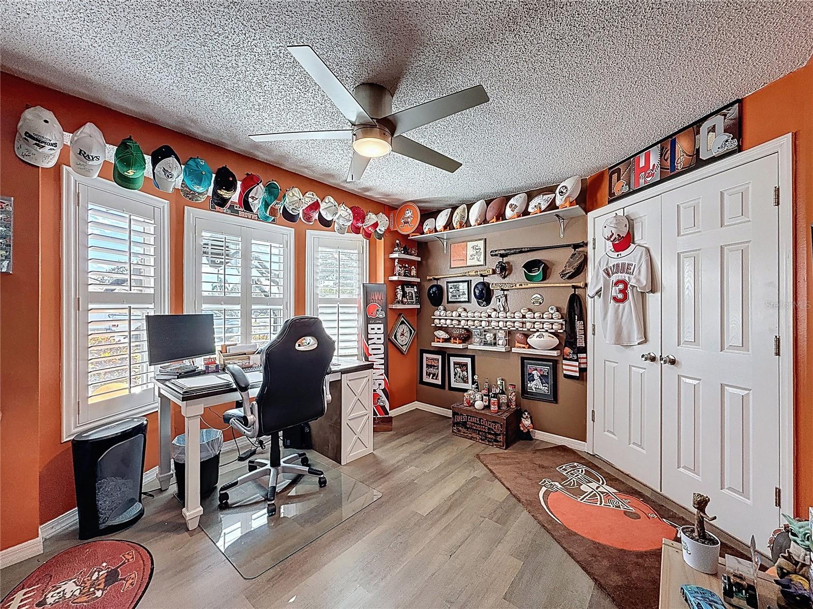 ORCHID LAKE WEST - Residential