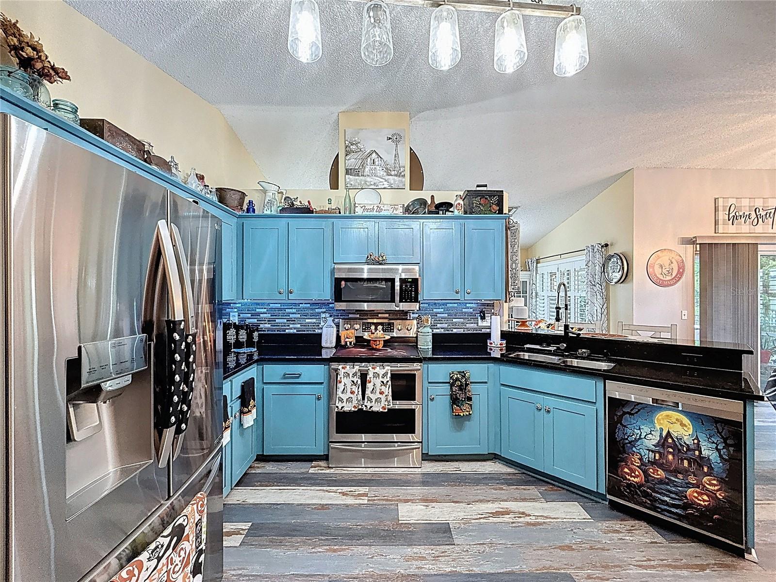 ORCHID LAKE WEST - Residential