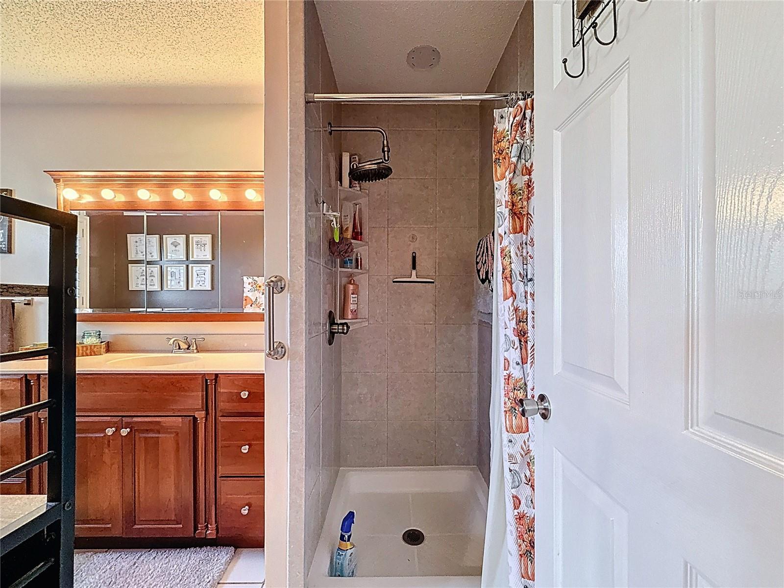 ORCHID LAKE WEST - Residential