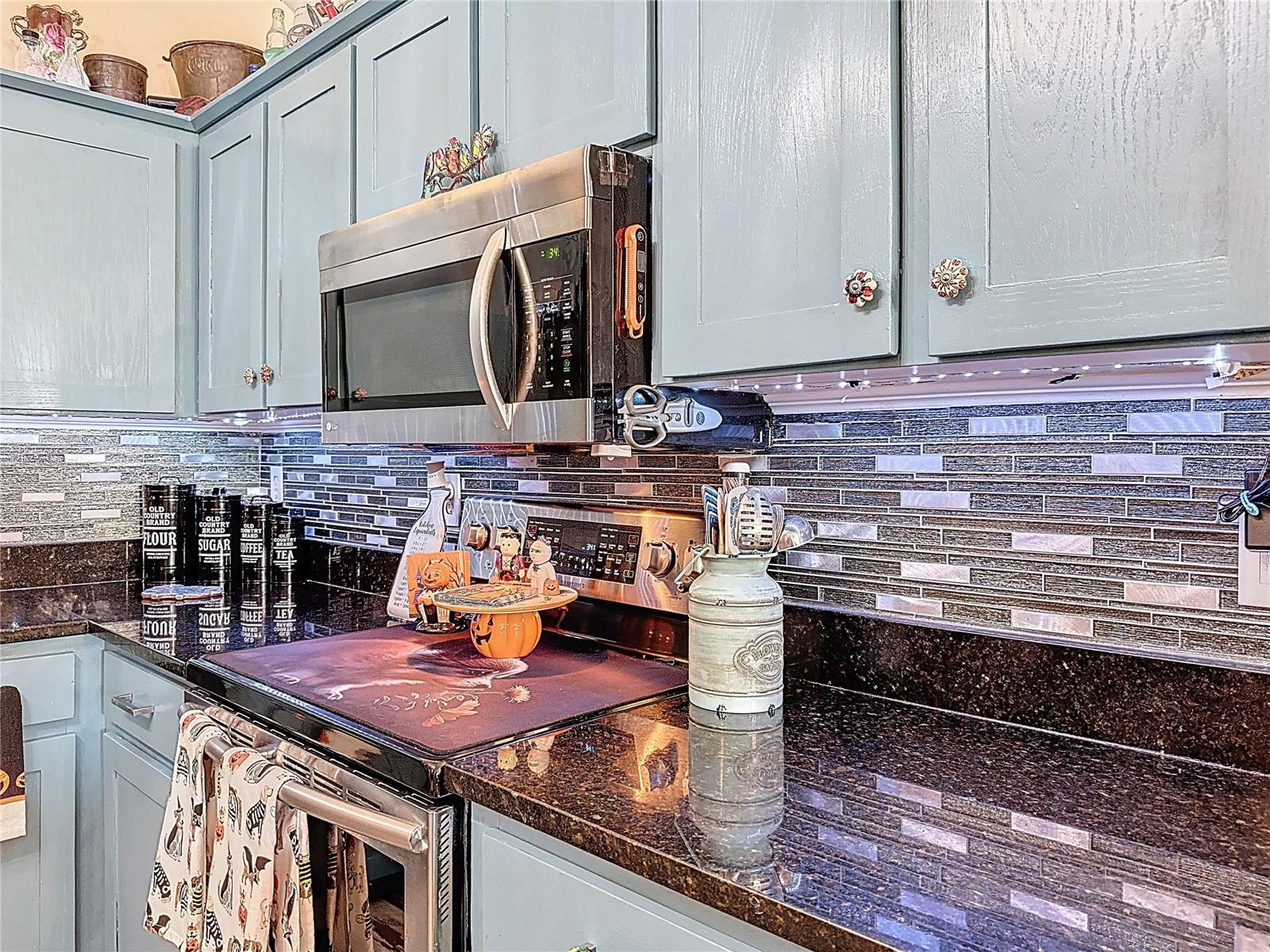 ORCHID LAKE WEST - Residential