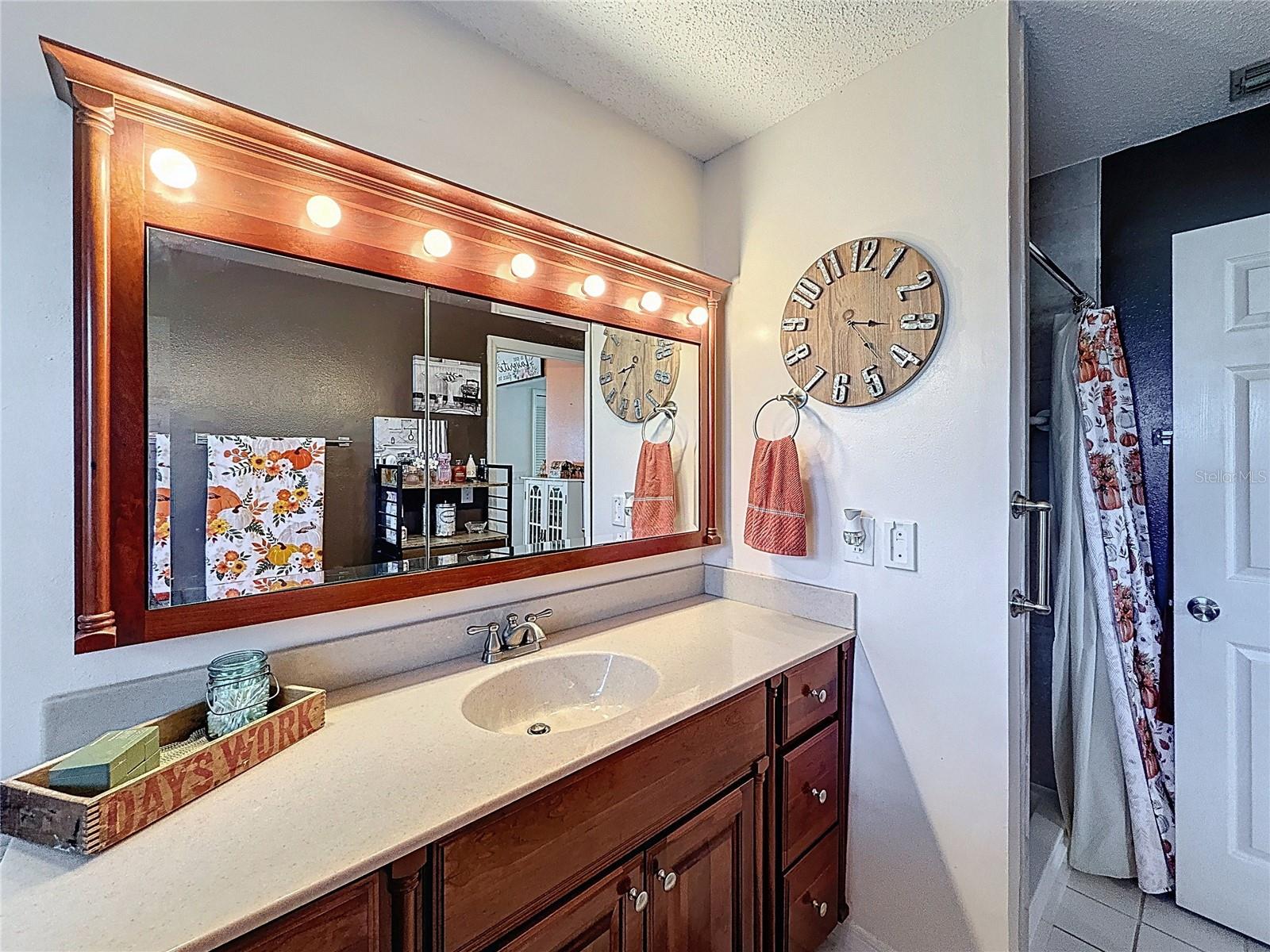 ORCHID LAKE WEST - Residential