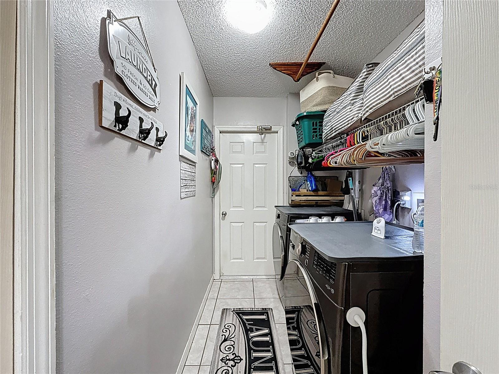 ORCHID LAKE WEST - Residential