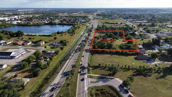 3550 S GRIMSLEY CT, FORT MYERS, FL 33916 - Image 475302e5e5767b2e35c730d29b32db41/2086556485