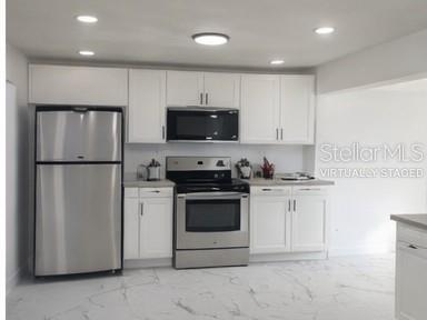 ELOISE WOODS LAKE ROY UNIT - Residential