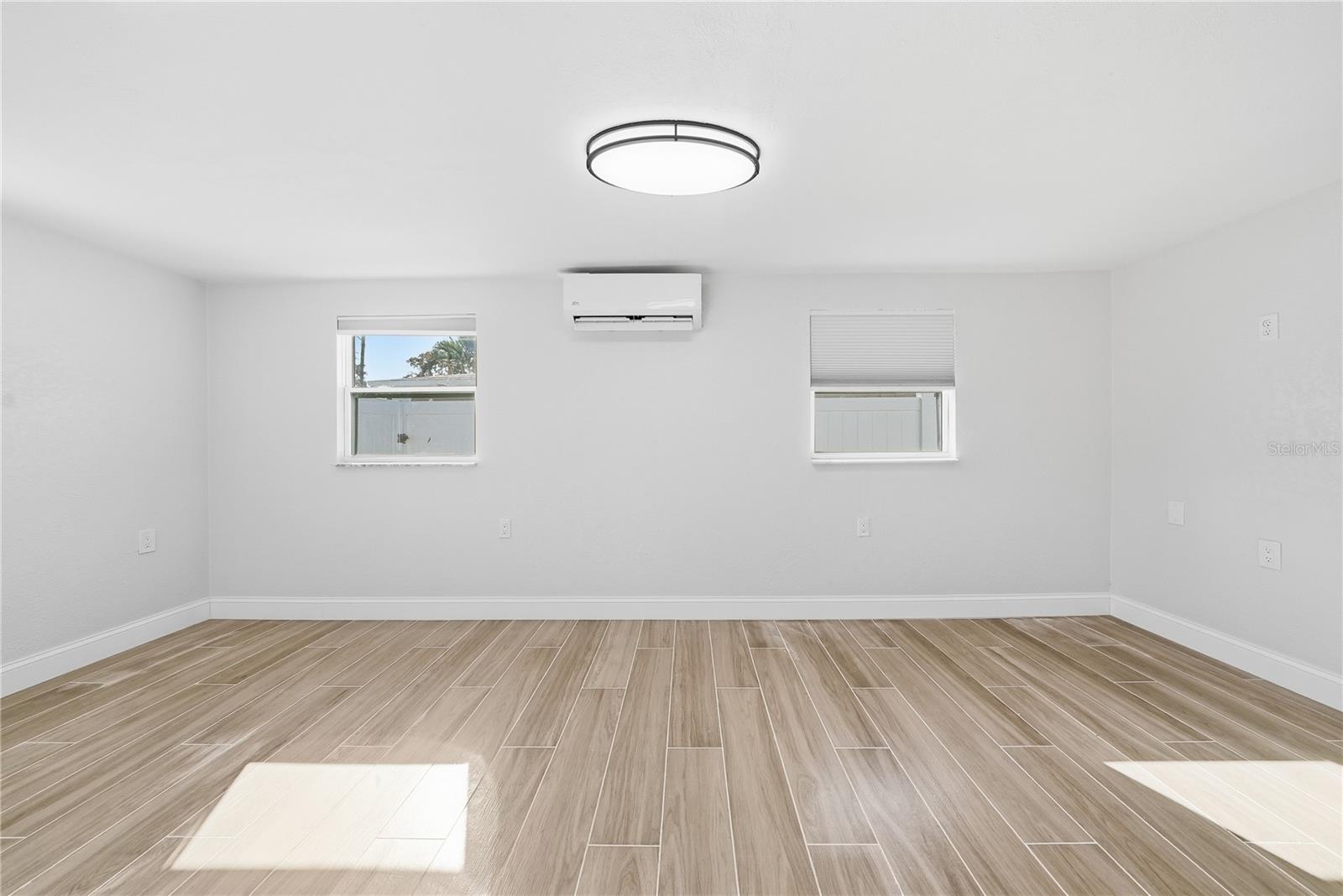 SHORE ACRES OVERLOOK SEC - Residential