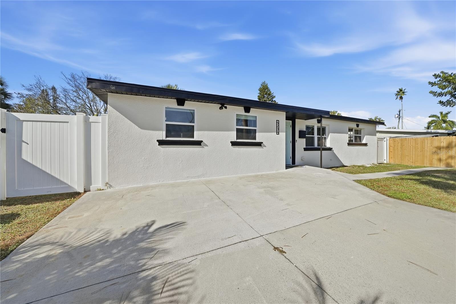 SHORE ACRES OVERLOOK SEC - Residential