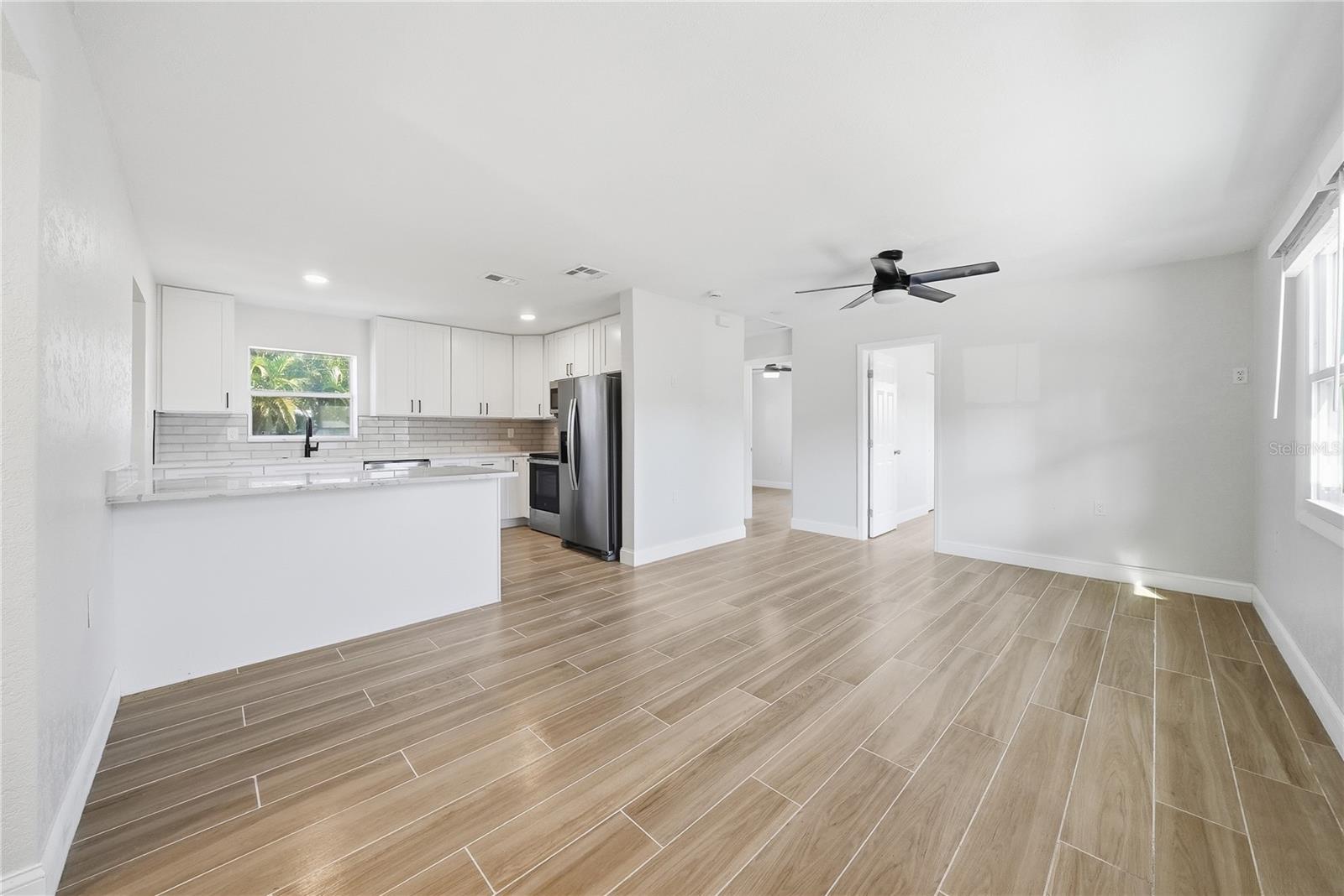 SHORE ACRES OVERLOOK SEC - Residential