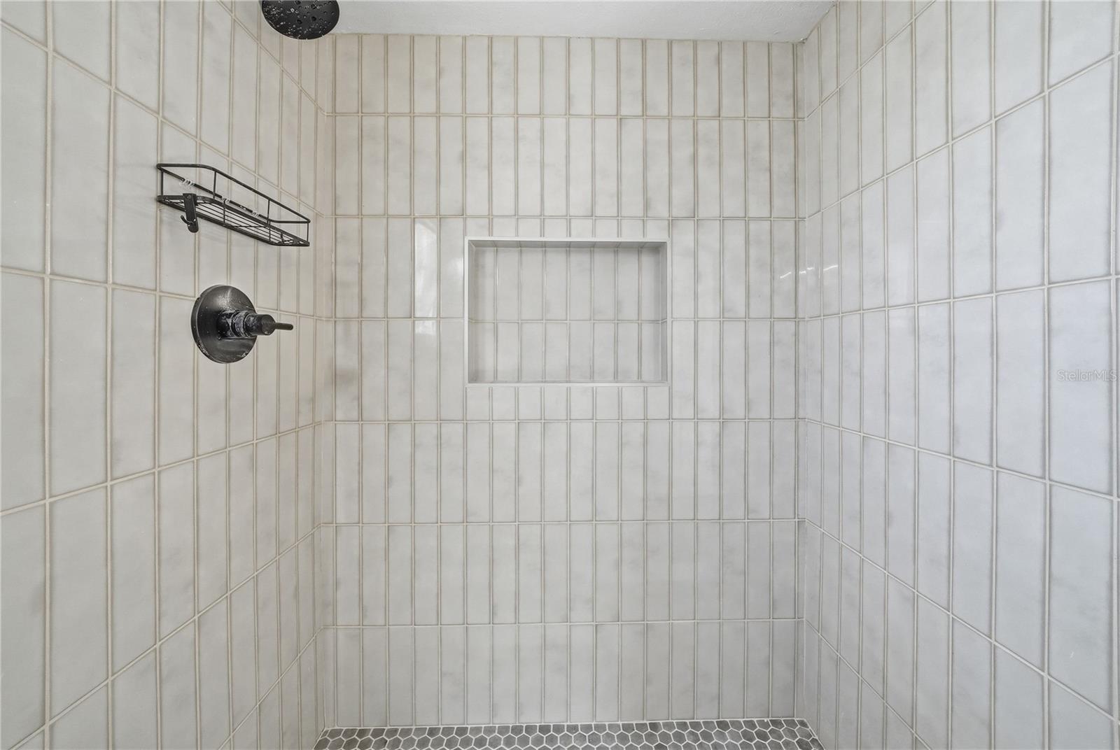 SHORE ACRES OVERLOOK SEC - Residential