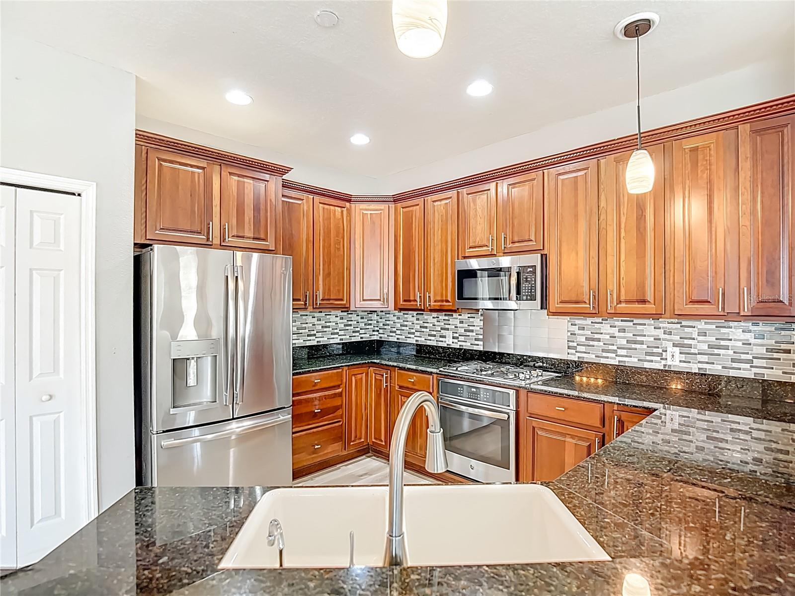 RICHMOND PLACE PH 1 - Residential