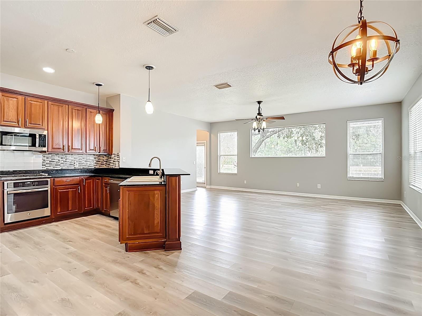 RICHMOND PLACE PH 1 - Residential