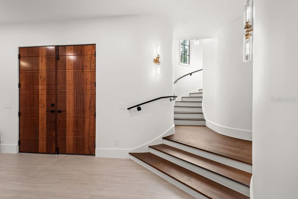 ISLEWORTH - Residential