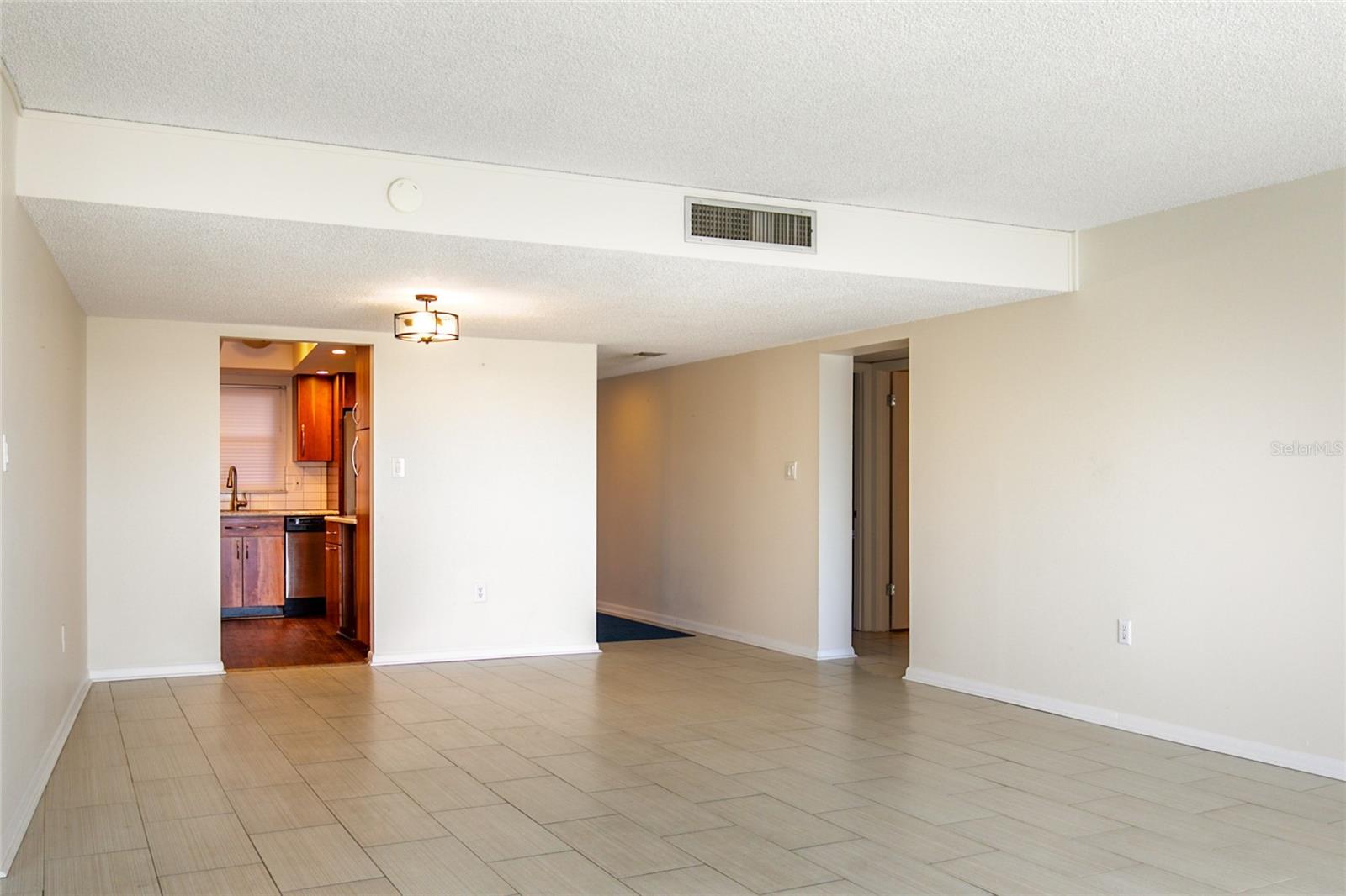 MOUNT DORA VILLA DORA CONDO - Residential