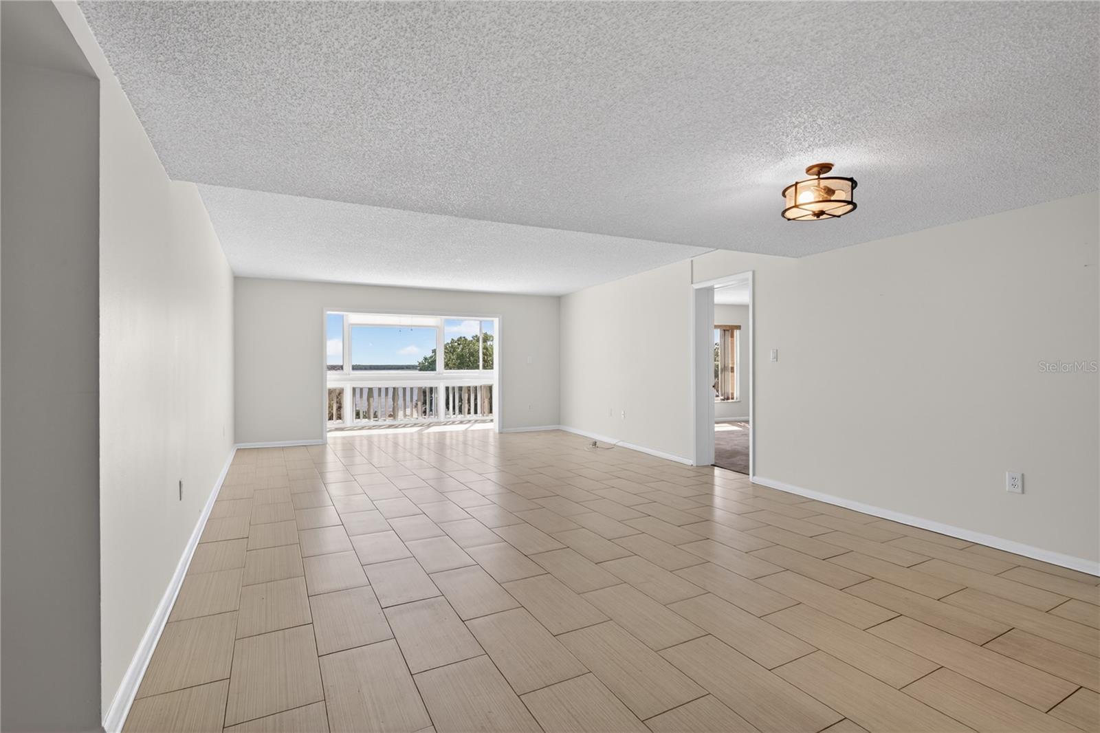 MOUNT DORA VILLA DORA CONDO - Residential