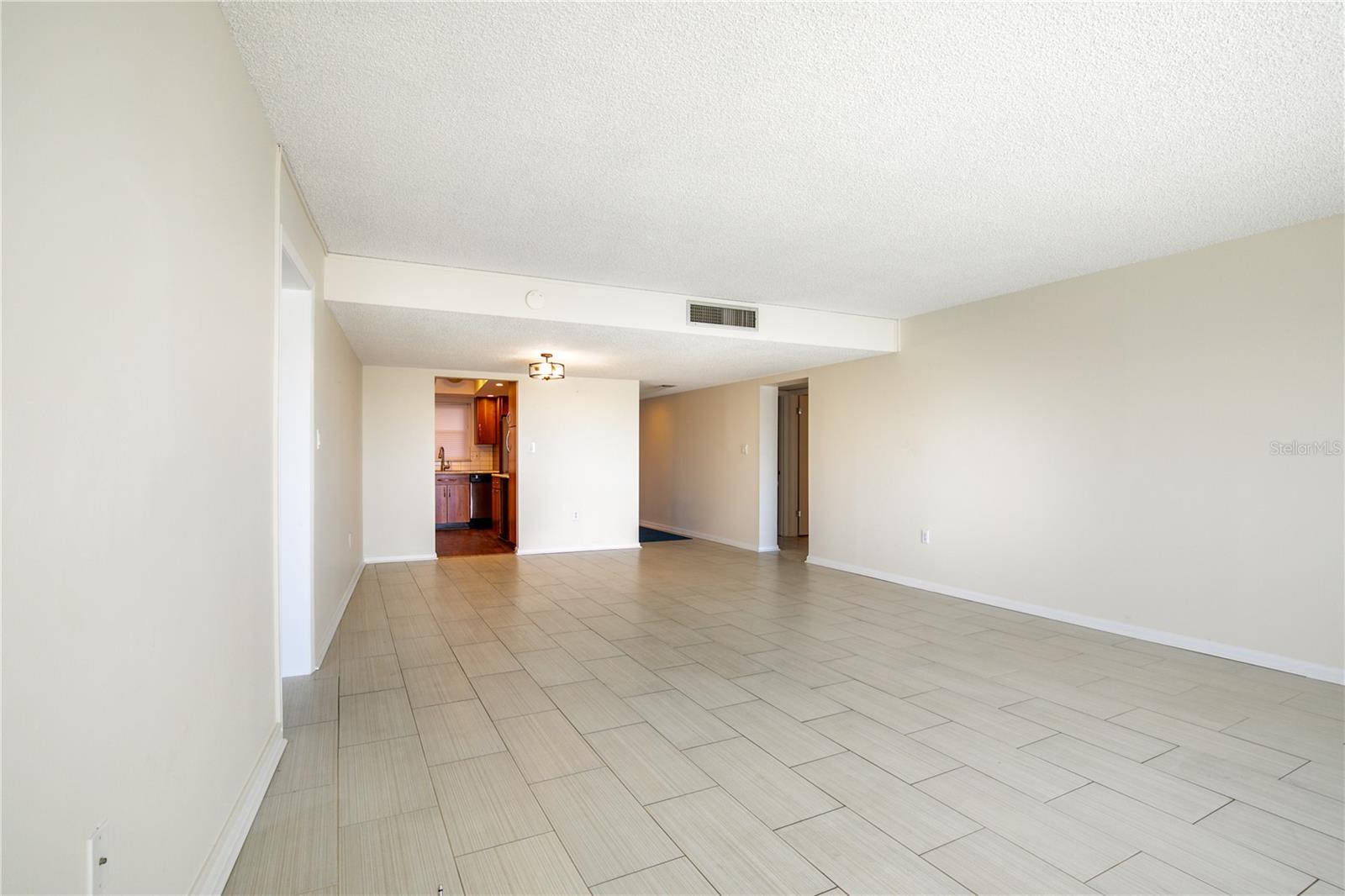 MOUNT DORA VILLA DORA CONDO - Residential