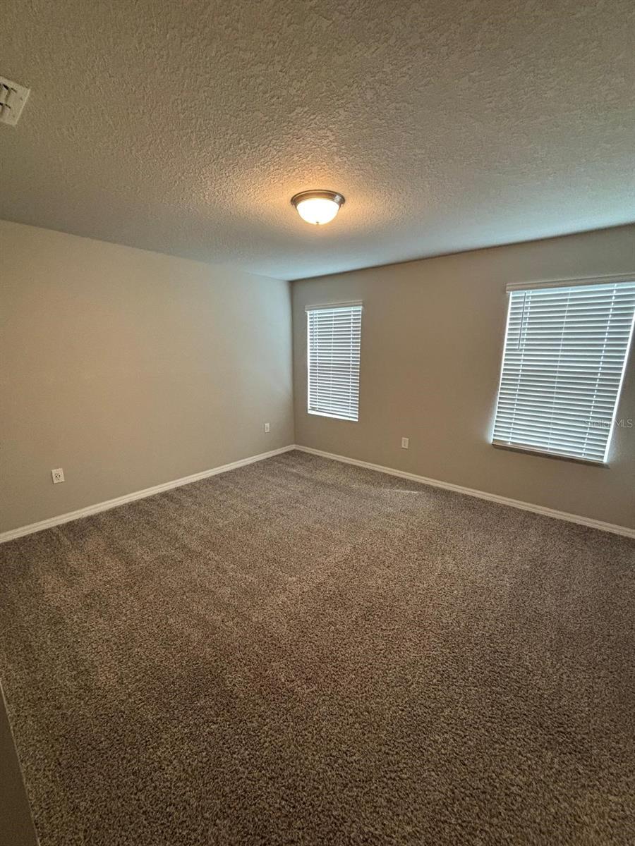 UNION SQUARE - Residential Lease