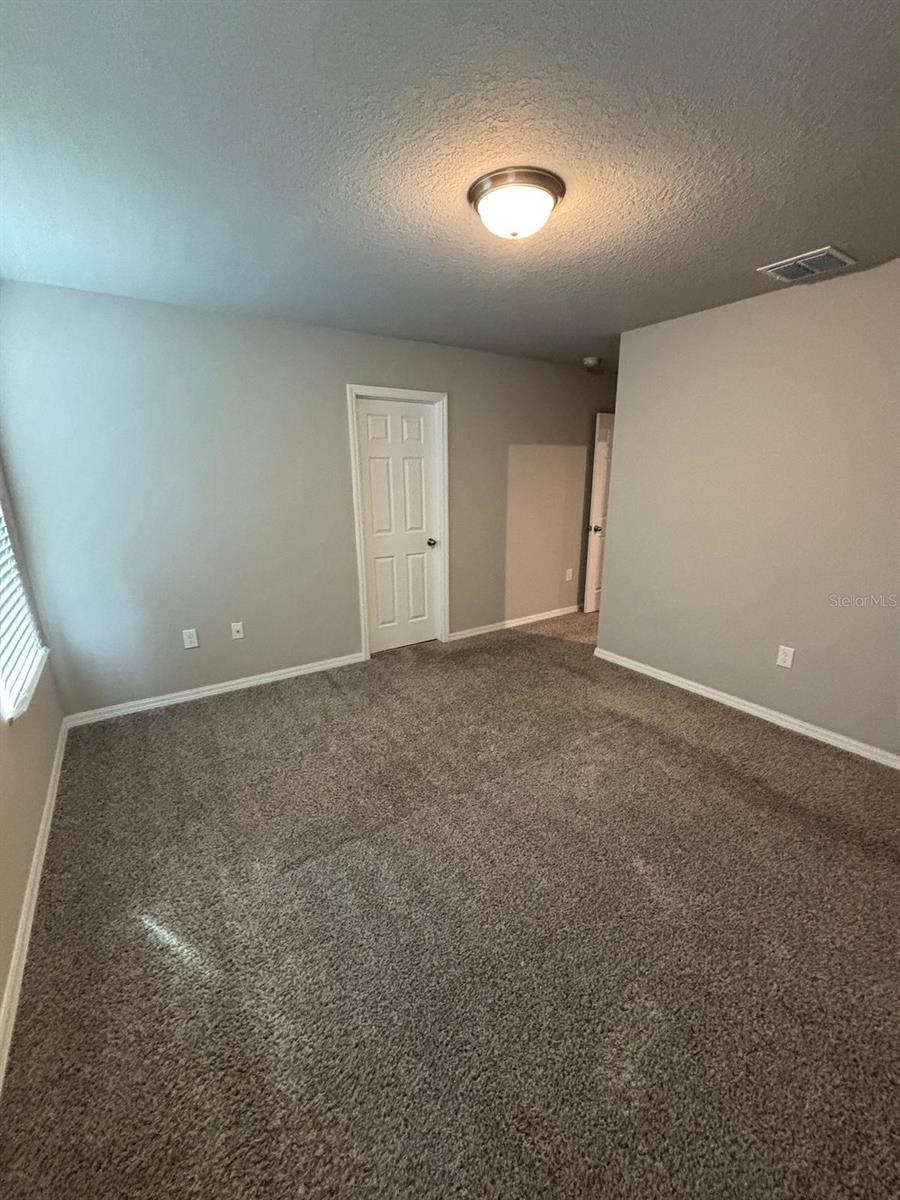 UNION SQUARE - Residential Lease