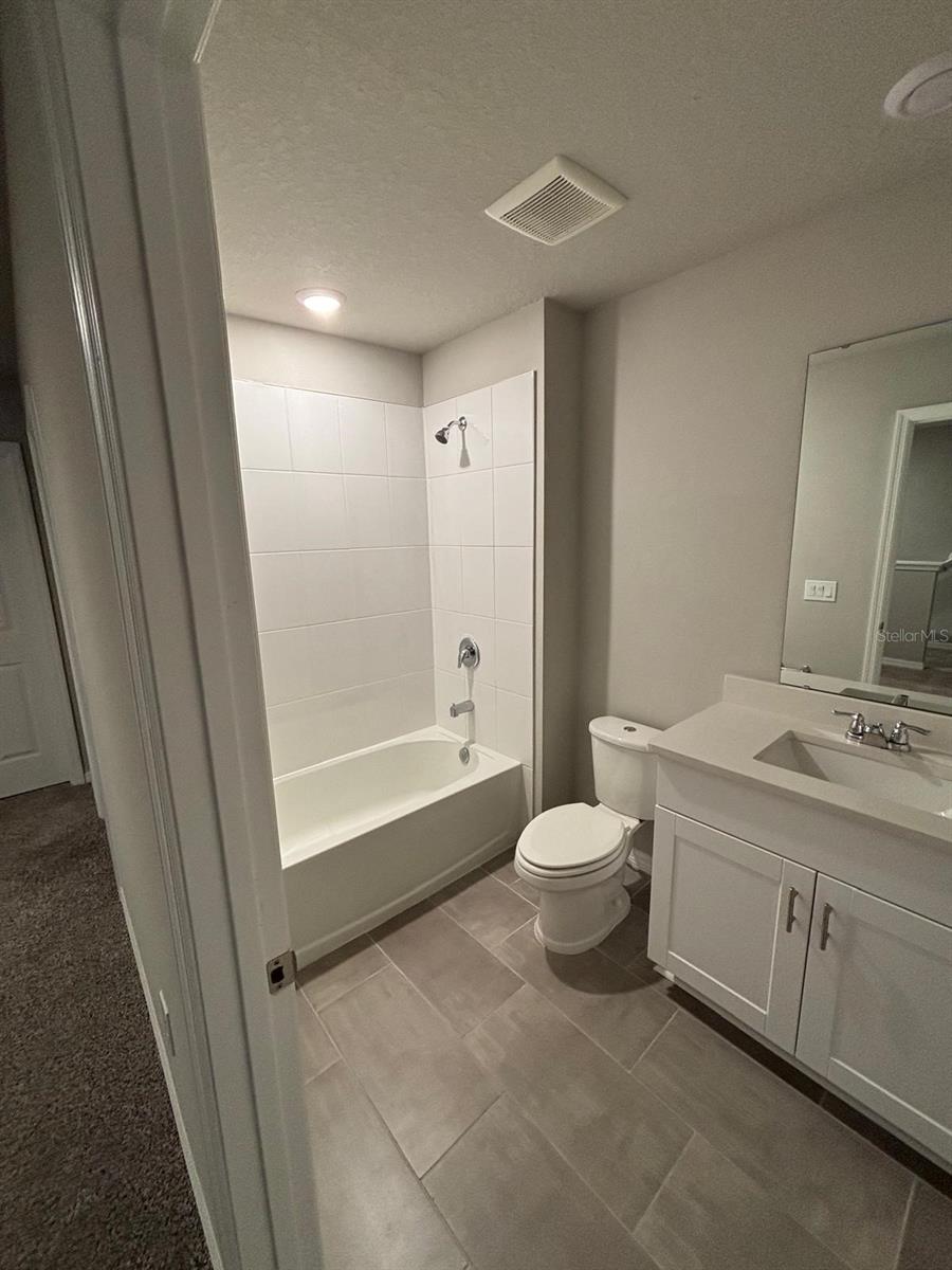 UNION SQUARE - Residential Lease