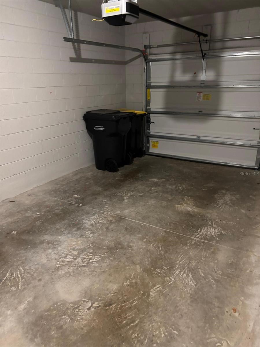 UNION SQUARE - Residential Lease