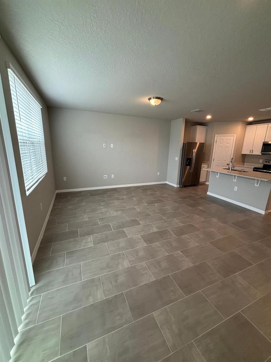 UNION SQUARE - Residential Lease