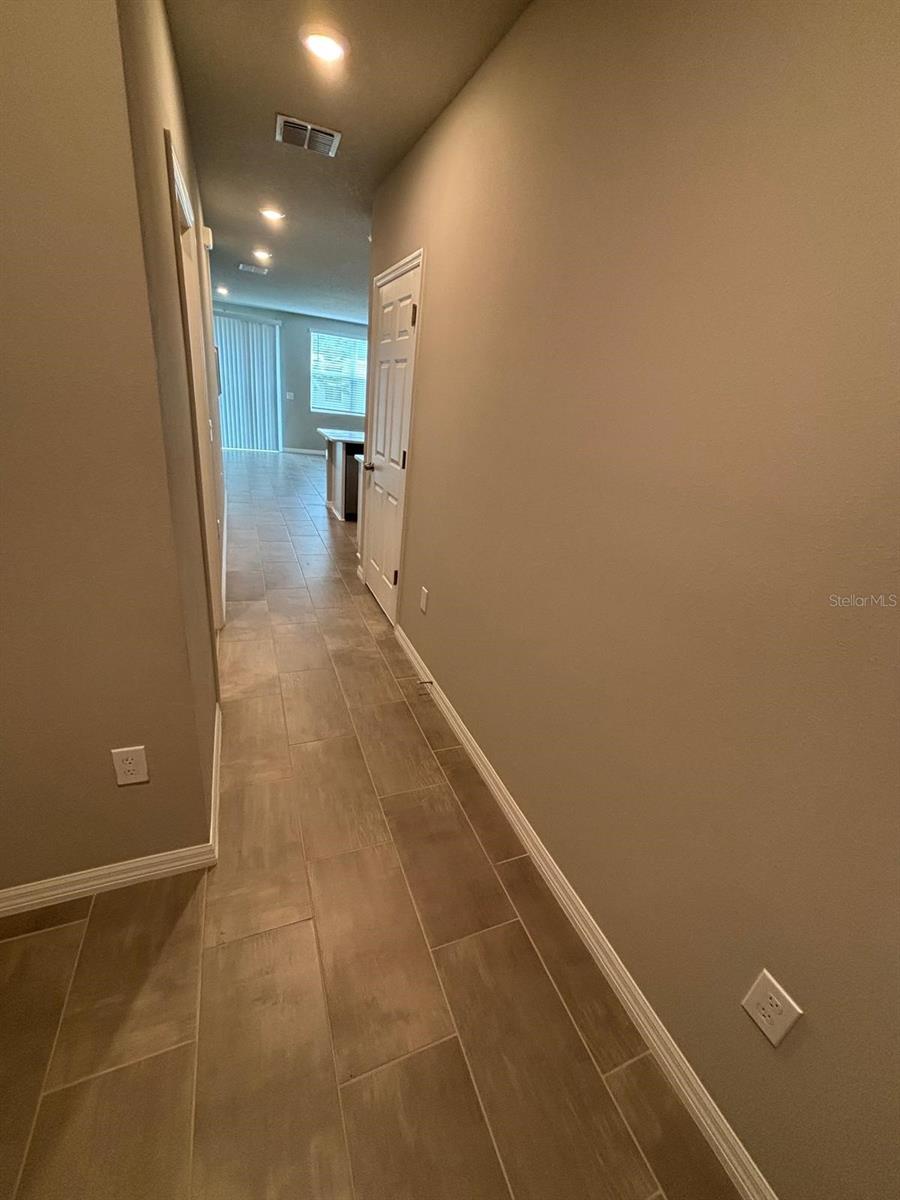 UNION SQUARE - Residential Lease