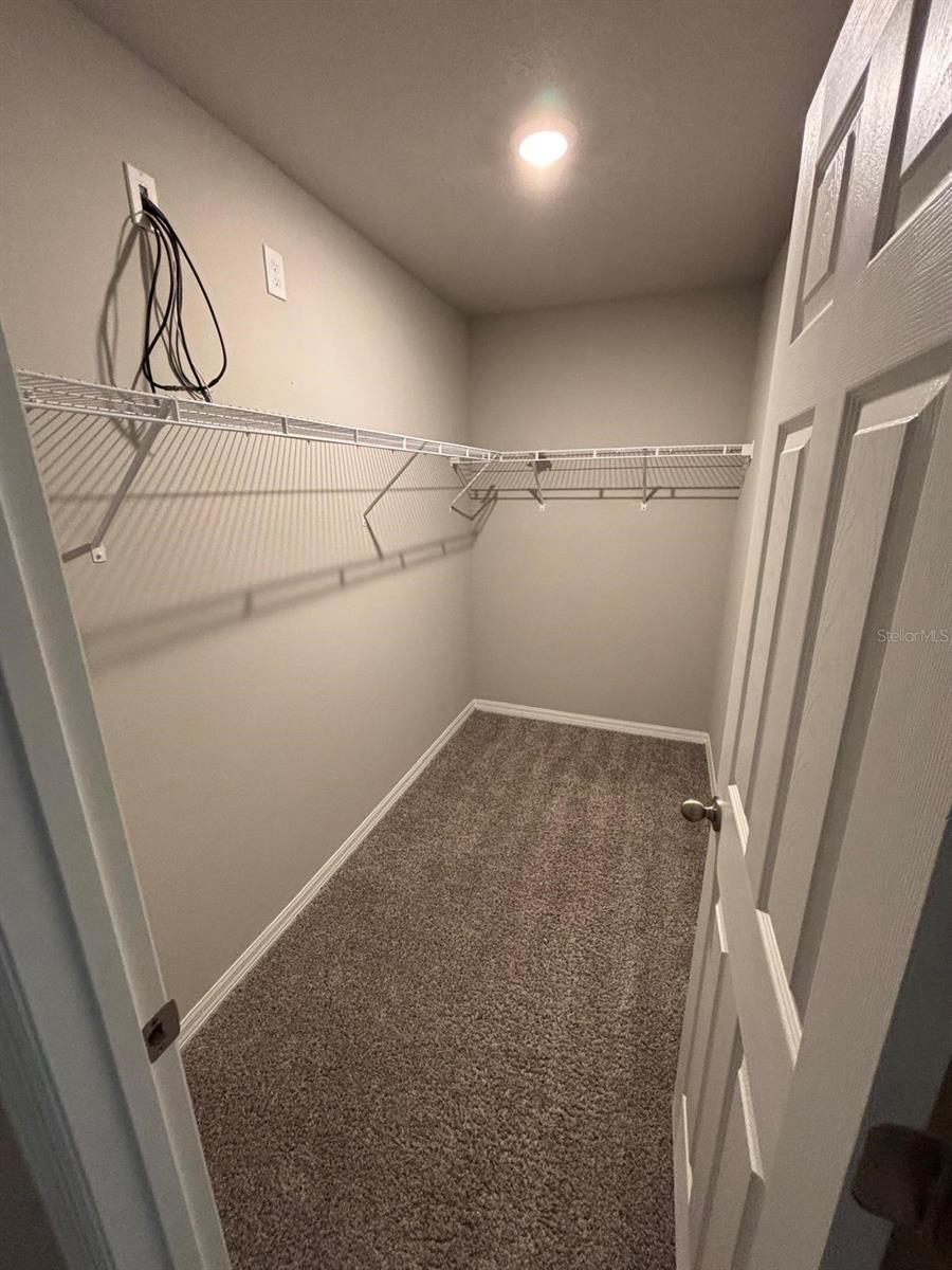 UNION SQUARE - Residential Lease