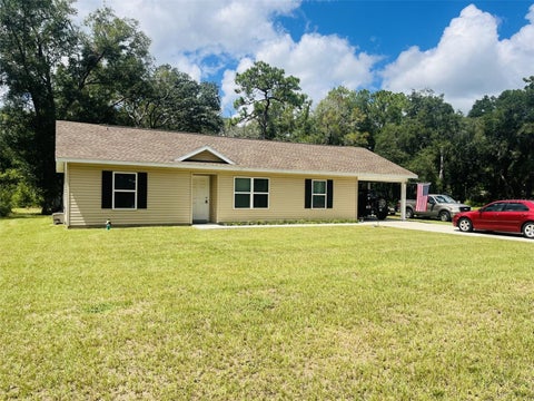 Photo of 5870 SE 171st Court, Ocklawaha, FL 32179 (MLS # G5116945)