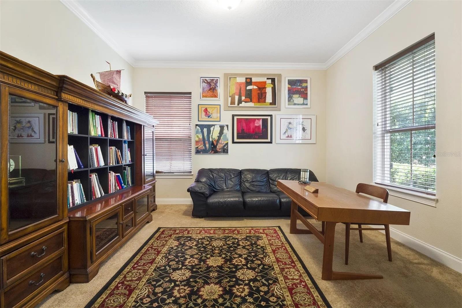 HEATHROW COUNTRY ESTATE - Residential