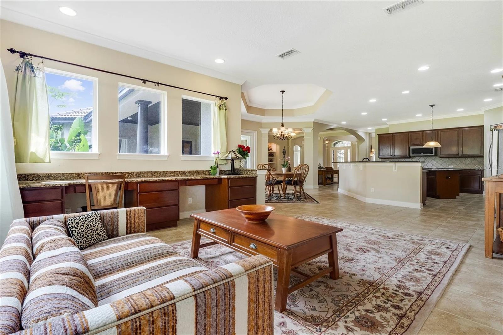 HEATHROW COUNTRY ESTATE - Residential