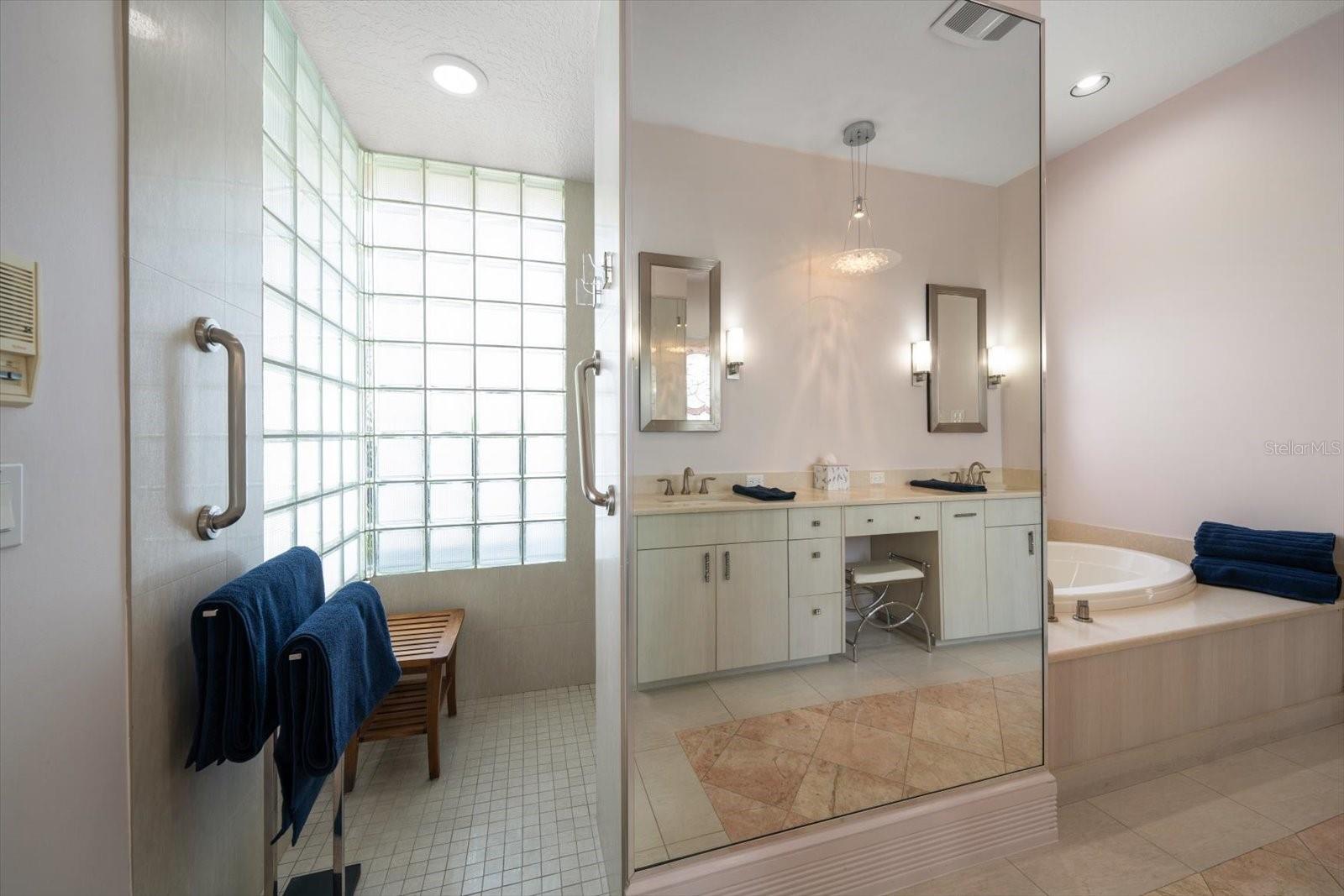 BELLEVUE ESTATES ISLAND 2ND ADD - Residential