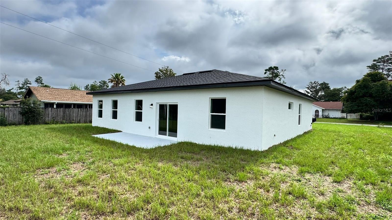 16884 SW 39TH CIRCLE