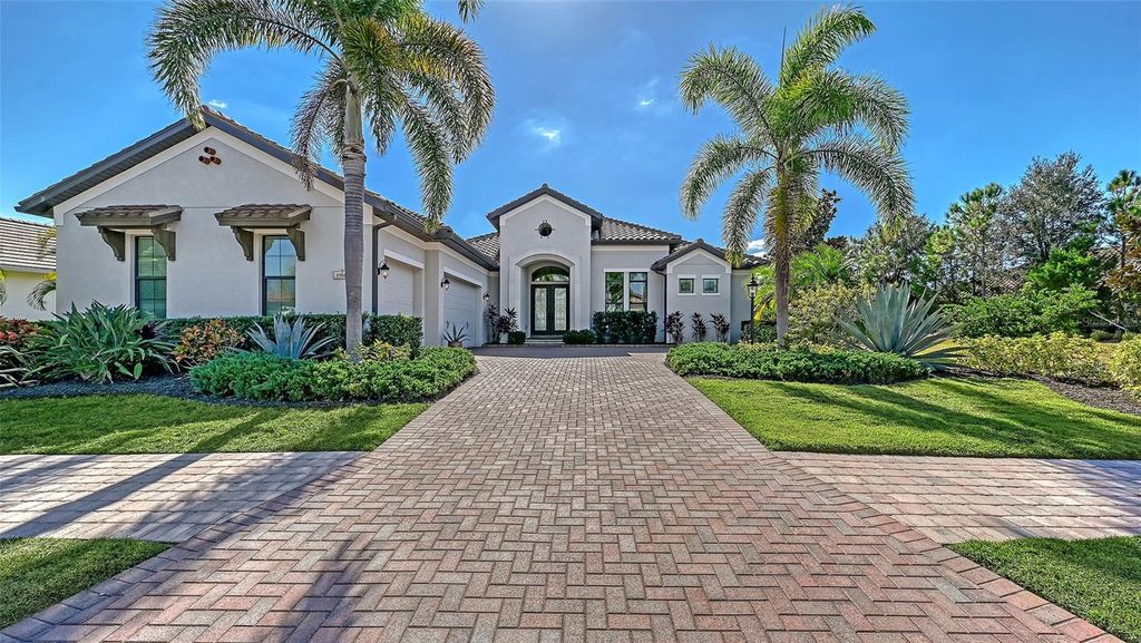 Photo of 15810 Castle Park Terrace, Lakewood Ranch, FL 34202 (MLS # A4672774)