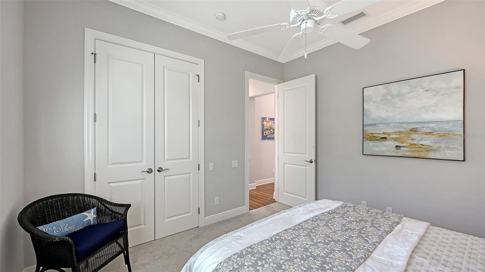 COUNTRY CLUB EAST AT LAKEWD RNCH VV2 - Residential