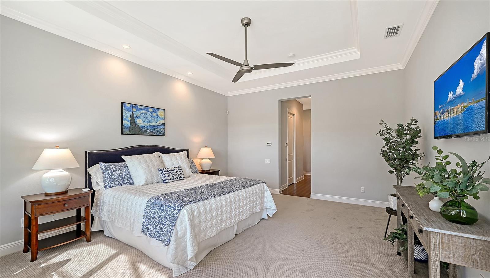 COUNTRY CLUB EAST AT LAKEWD RNCH VV2 - Residential