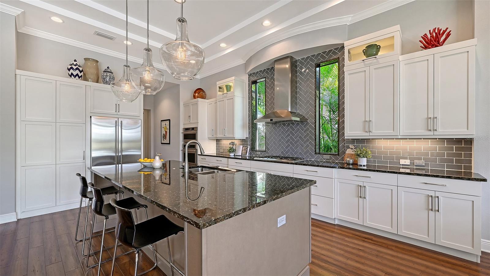 COUNTRY CLUB EAST AT LAKEWD RNCH VV2 - Residential