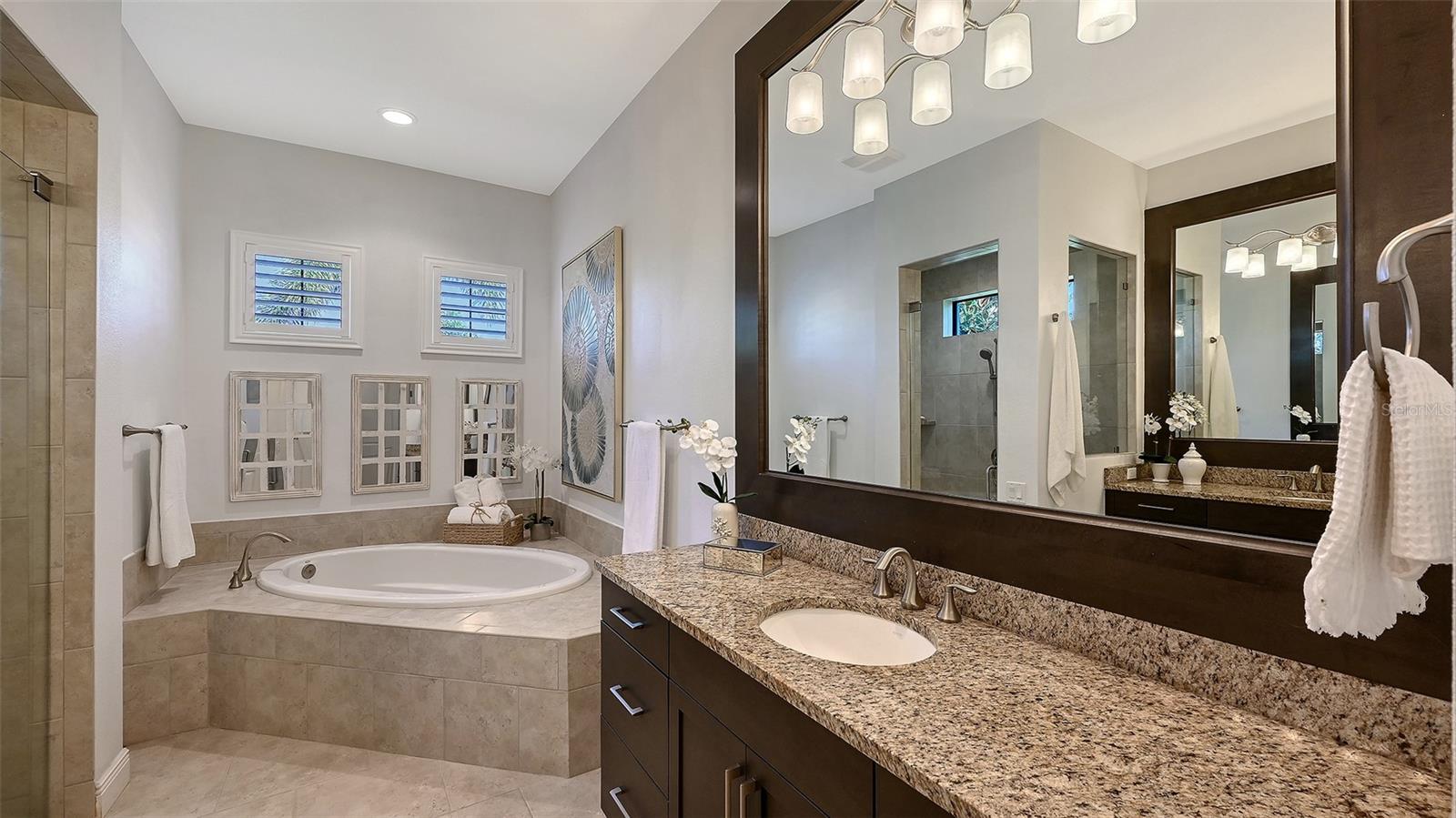 COUNTRY CLUB EAST AT LAKEWD RNCH VV2 - Residential