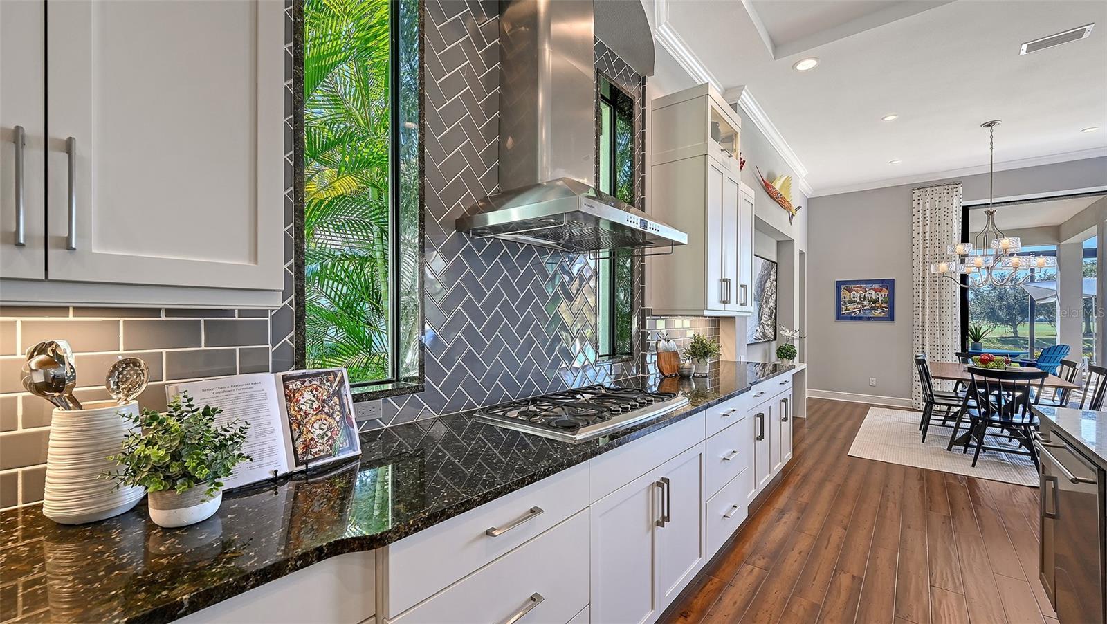 COUNTRY CLUB EAST AT LAKEWD RNCH VV2 - Residential