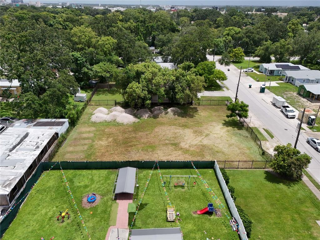 Photo of 1221 25th Street, Orlando, FL 32805 (MLS # O6394169)