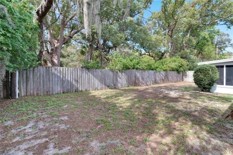 A home in SEMINOLE