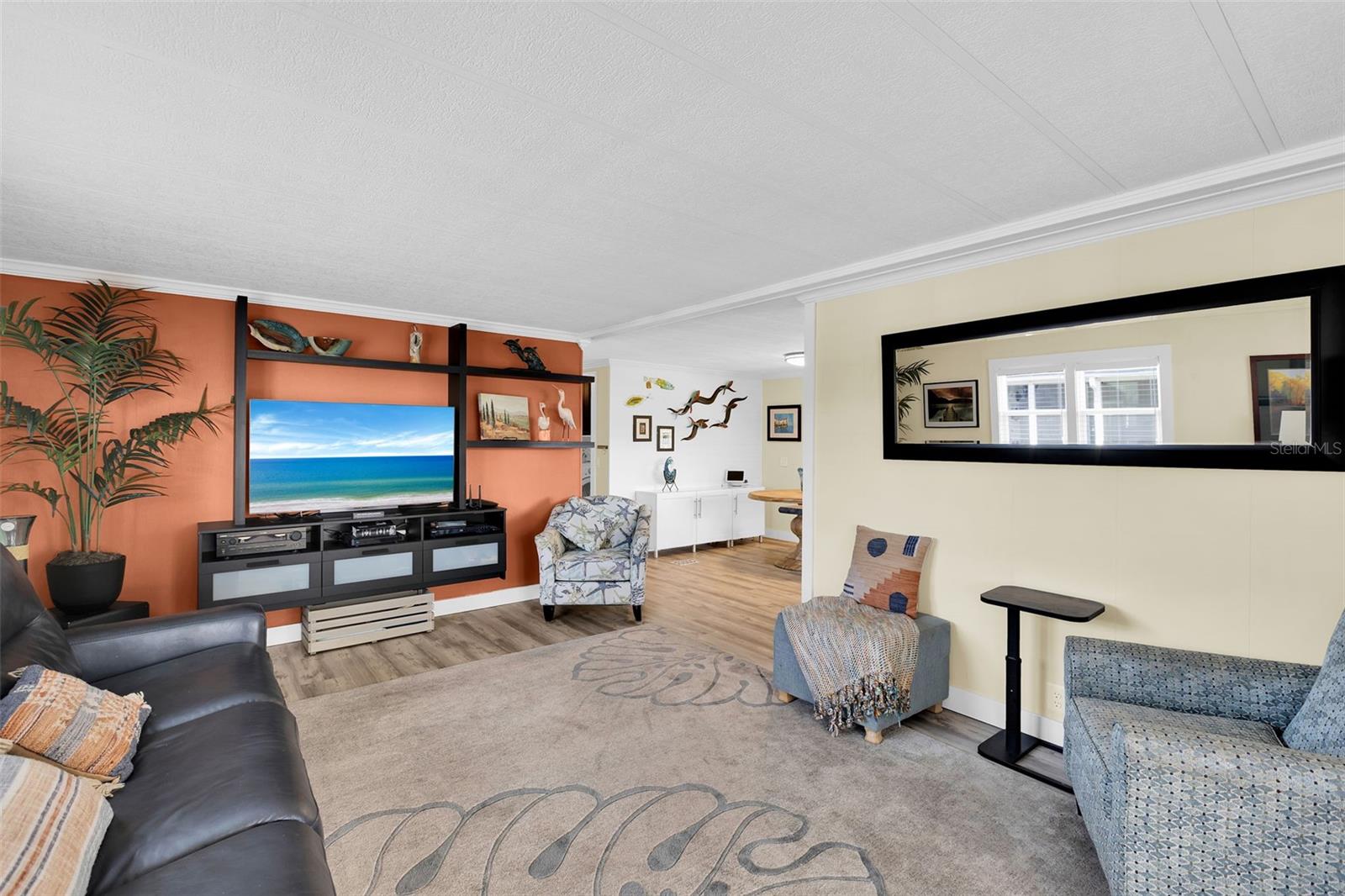 LA CASA MHP CO-OP - Residential