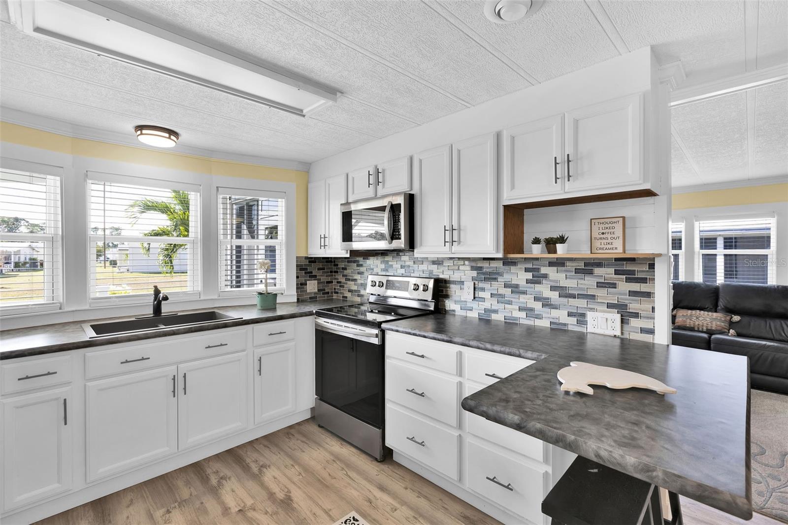 LA CASA MHP CO-OP - Residential