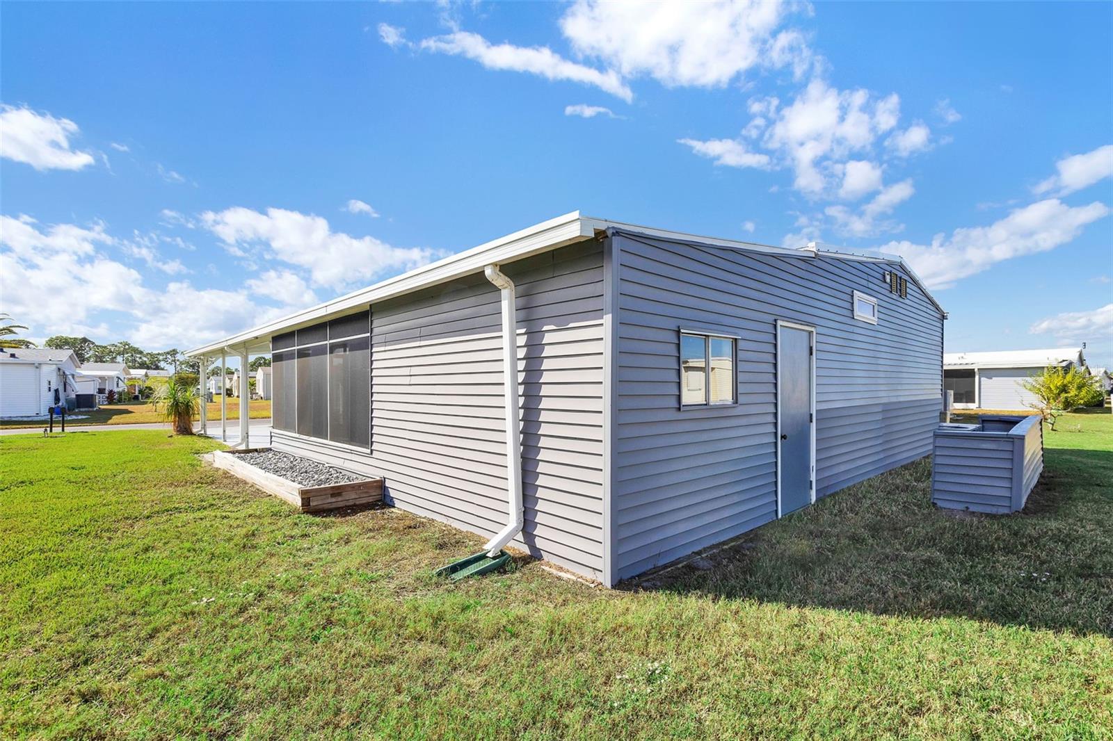 LA CASA MHP CO-OP - Residential