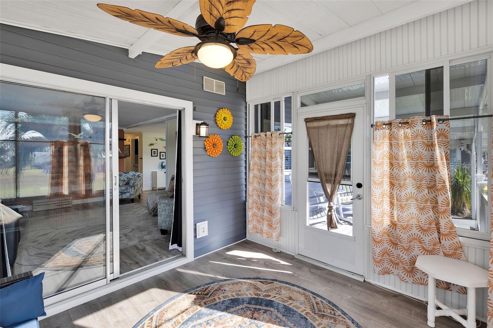 LA CASA MHP CO-OP - Residential