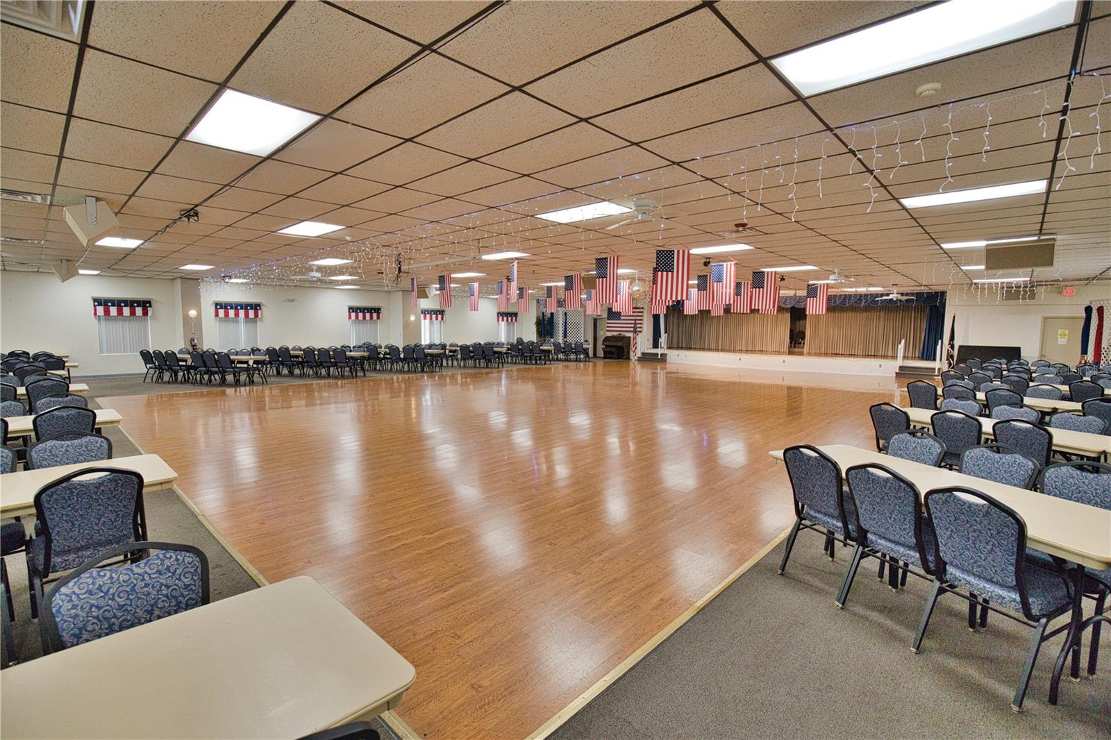 LA CASA MHP CO-OP - Residential